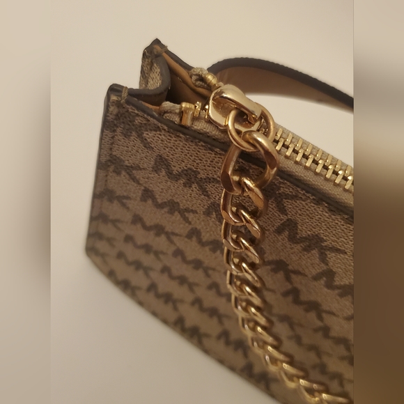 MICHAEL KORS Monogram Belt Bag/Fanny Pack - Picture 5 of 9